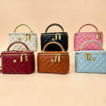 Makeup mini bag with chian A3088