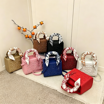 Love Embroidery ladies handbag with scarf M2054