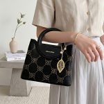 Heated diamond handbag for women - Image 4