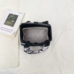 Swallow embroidery fashion handbag withscarf M-V900 - Image 5