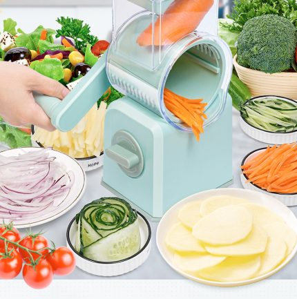 Multifunctional vegetable cutter with five blades