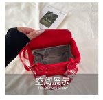 Love Embroidery ladies handbag with scarf M2054 - Image 4