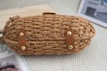 Crossbody bag for ladies, beach vacation style, woven frame handbag - Image 7