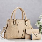 Knitted pattern shoulder crossbody bag set of three pieces - Image 5