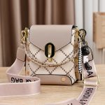 Simple small square bag, mini crossbody bag - Image 3