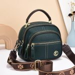 Fashionable and versatile women's crossbody bag - Image 7