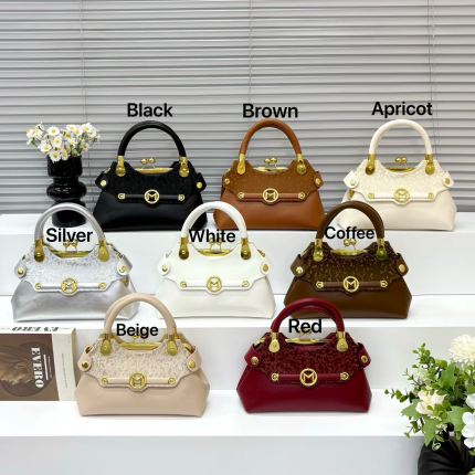 Women’s handbag with metal clasp V1419