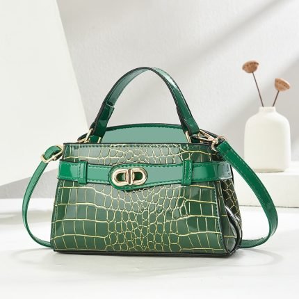 Luxury-Style Trendy Handbag for Women